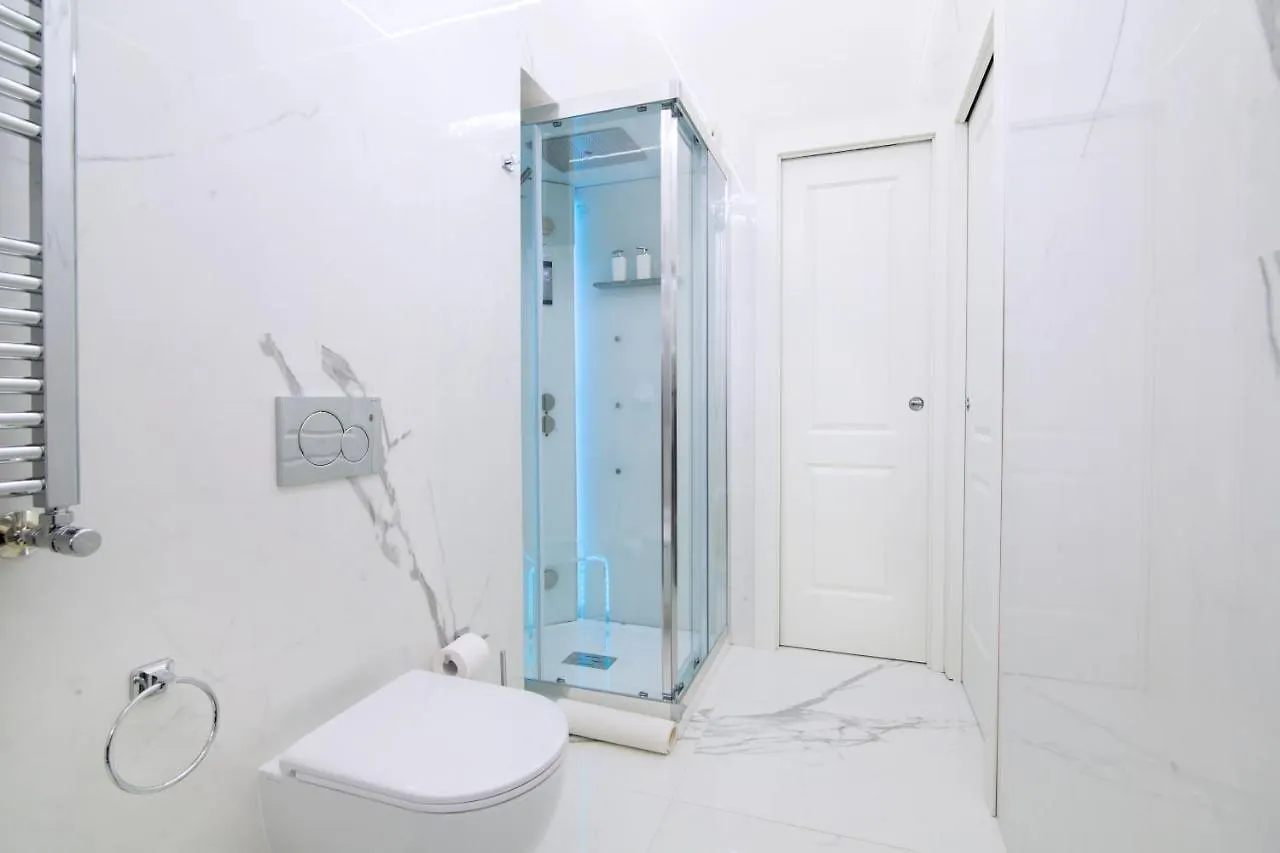 Roma Deluxe Apartments Italy