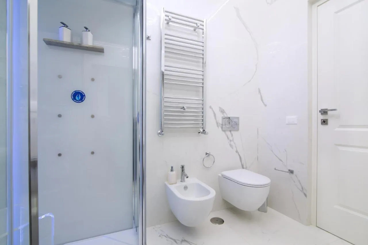 Roma Deluxe Apartments