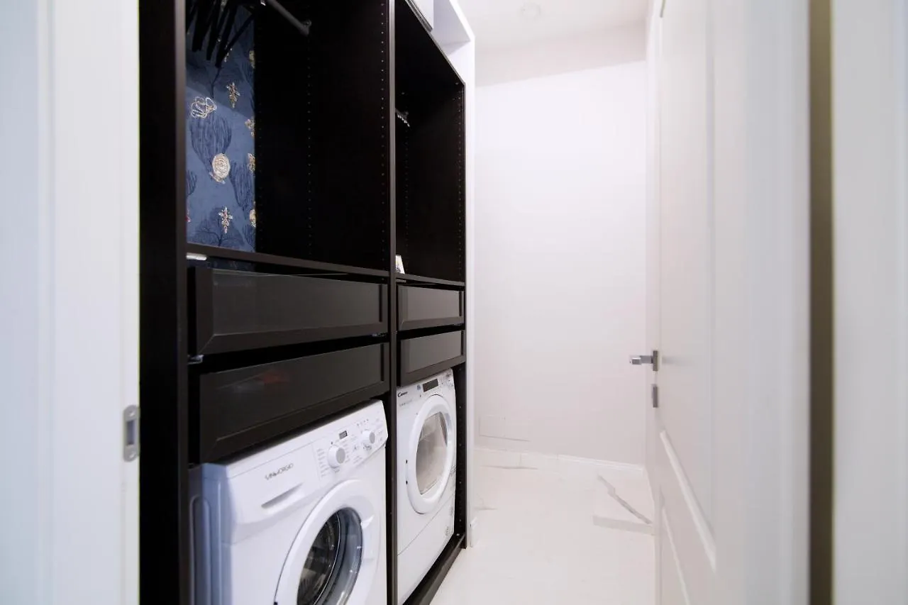 Roma Deluxe Apartments